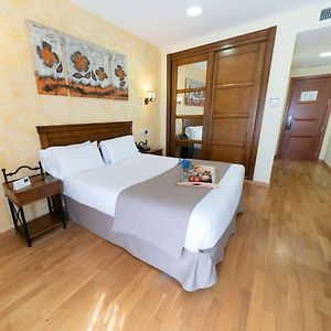 Habitación Doble Clásica